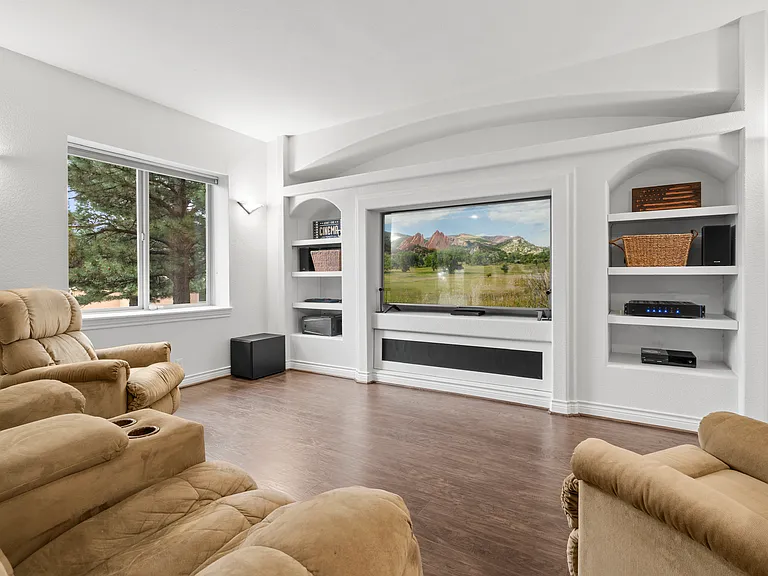 5915 Buttermere Dr — Photo 48