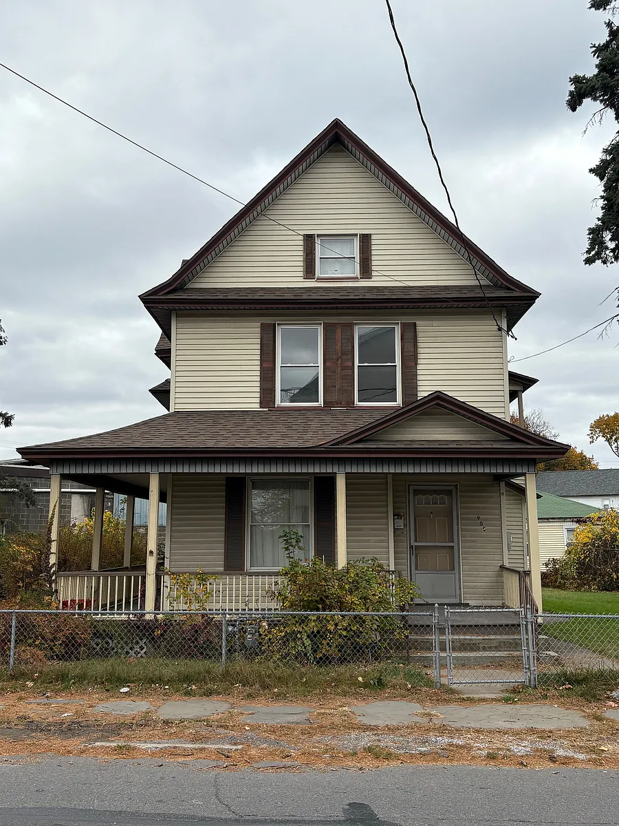 Building Photo - 905 Albright Ave