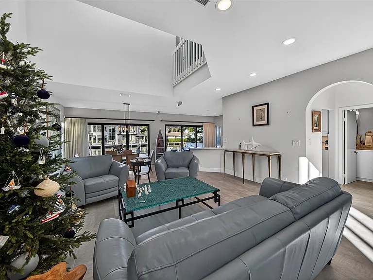 1505 SE 11th St — Photo 8