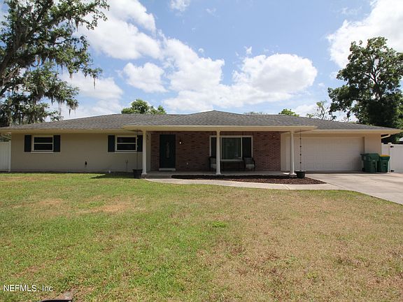 3rd image of 1106 CRESCENT Parkway