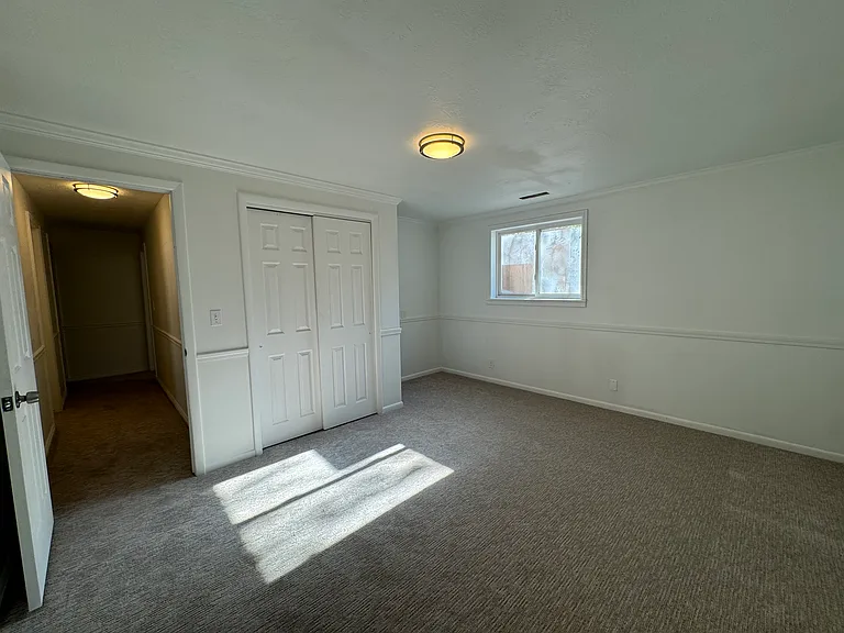 731 Raygene Way — Photo 17