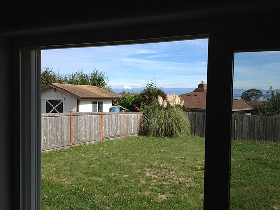 2nd image of 1545 Thompson Dr