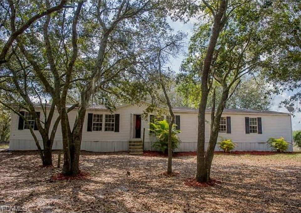 1st image of 23270 Linda Lee Way