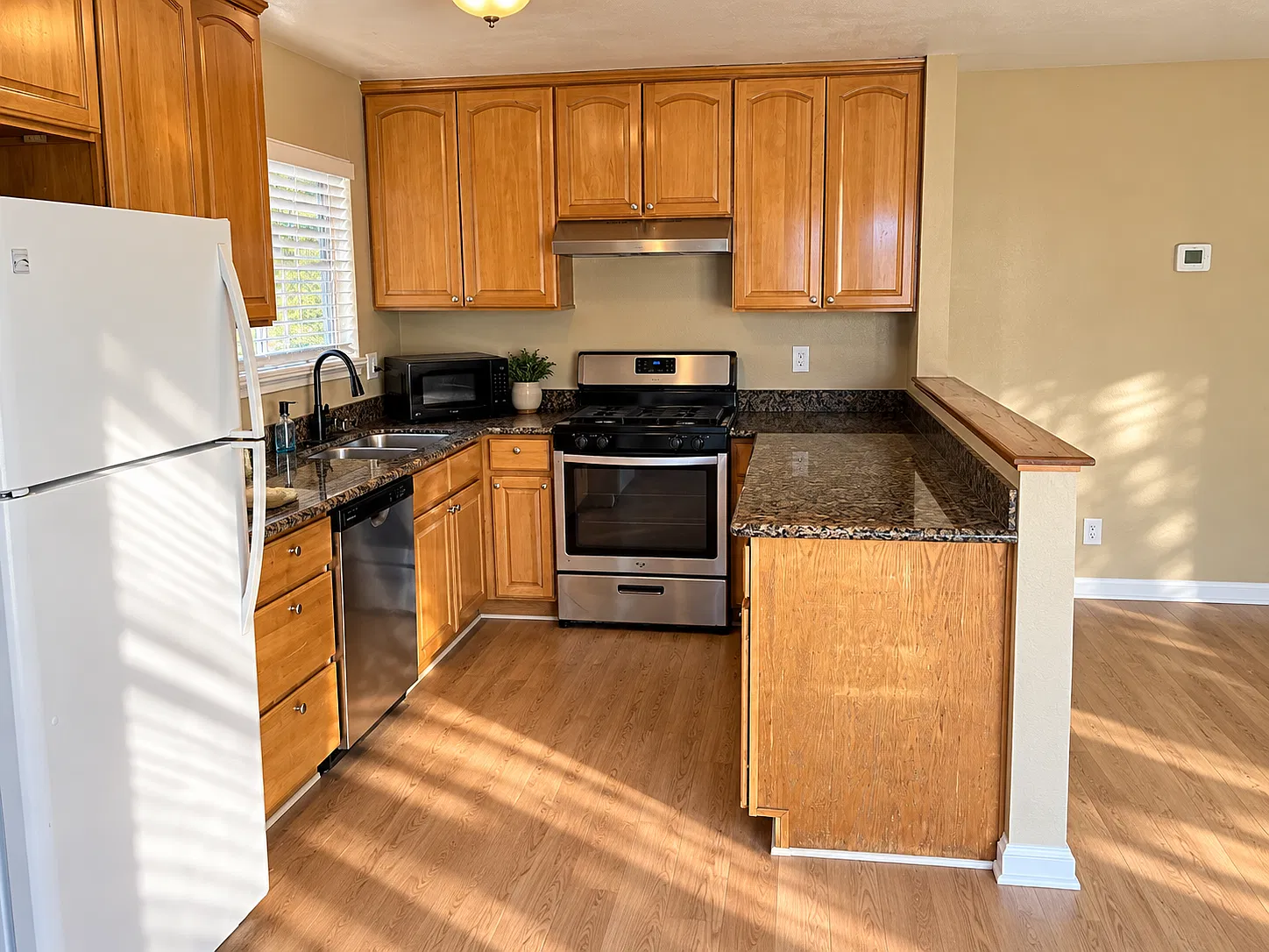 Montauban Ct, Stockton — Photo 3