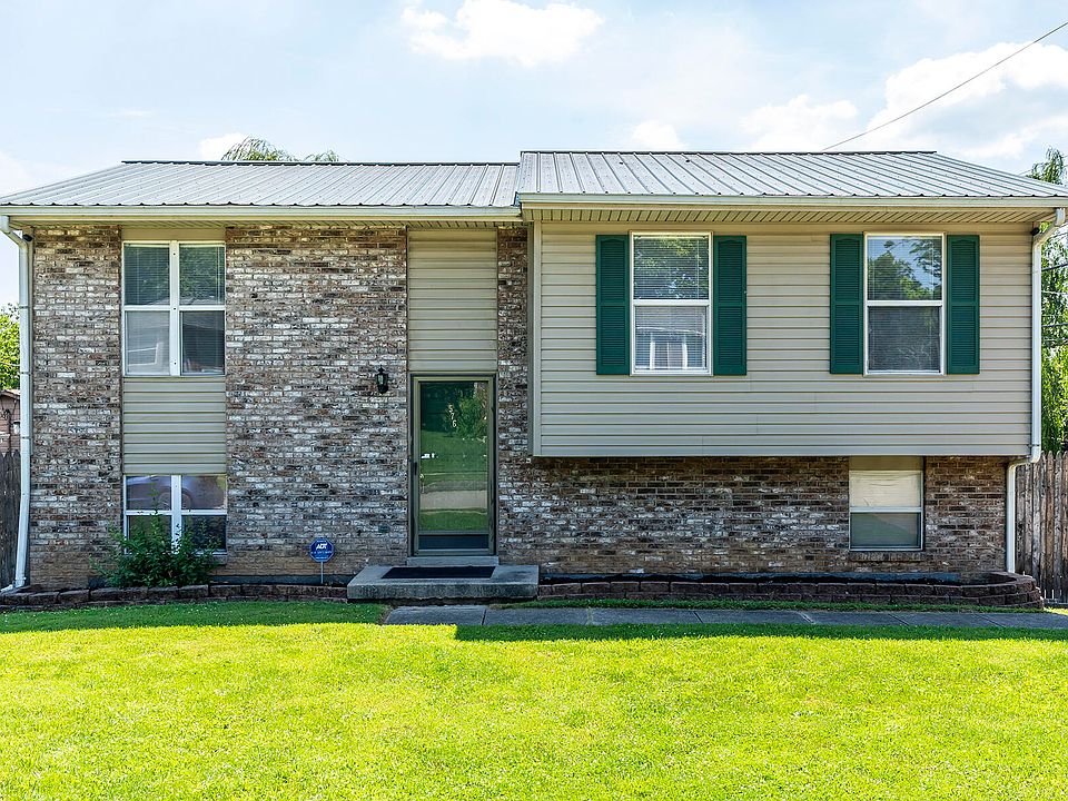 1st image of 576 Elk Lake Dr