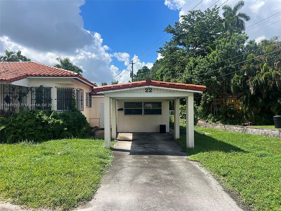 1st image of 22 S Royal Poinciana Blvd