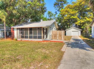 15 Stuart Dr, Holly Hill, FL 32117