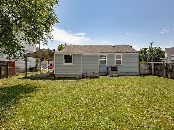 4th image of 1100 57th Ave N