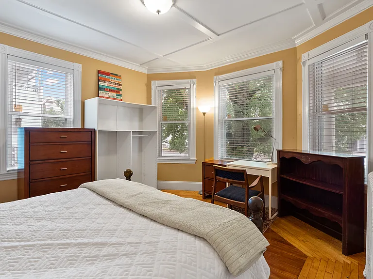 54 Chester Ave #2 — Photo 13