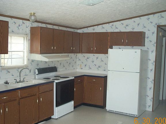 3rd image of 4909 Governor Broughton St