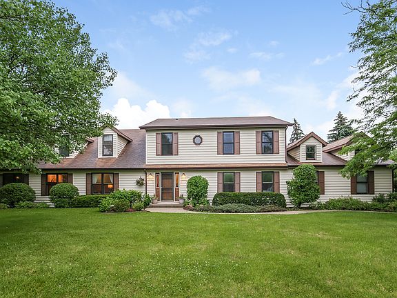 4th image of 5361 Hedgewood Ct