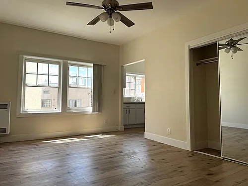 Floor plan 210