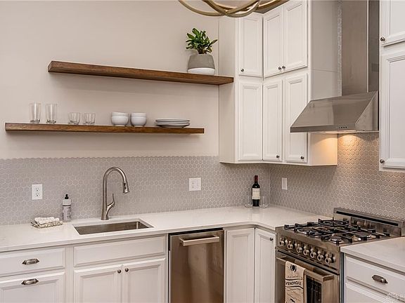 5th image of 26 Garret St