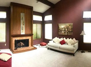 9206 NE 143rd Pl, Kirkland, WA 98034