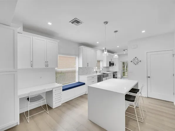 10640 NW 10th Street, Plantation, FL 33322