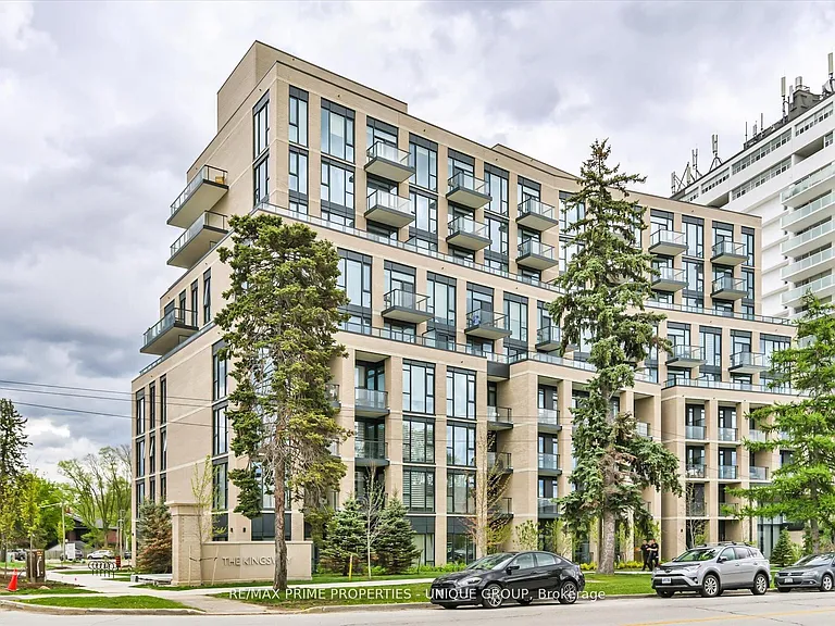 293 The Kingsway #322 — Photo 1