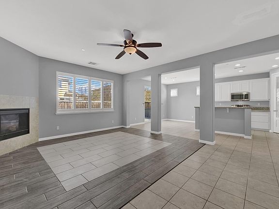 5th image of 717 Del Mar Cir