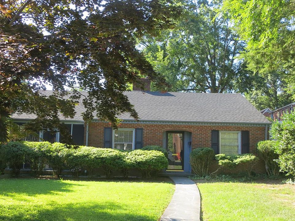 1st image of 153 Clarendon Cir