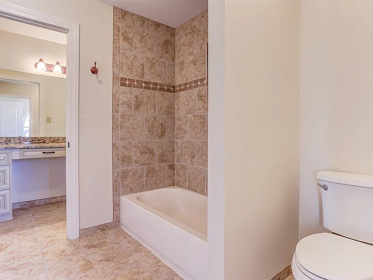 1690 Totty Ln — Photo 36