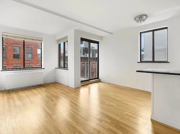 259 Elizabeth St APT 5A, New York, NY 10012