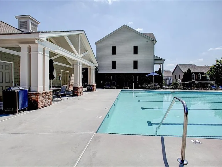 2470 Natoma Ct SE #11 — Photo 26