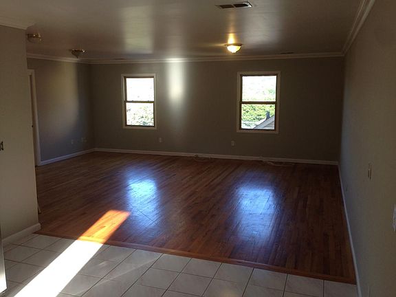 Living Room / Dinning Room