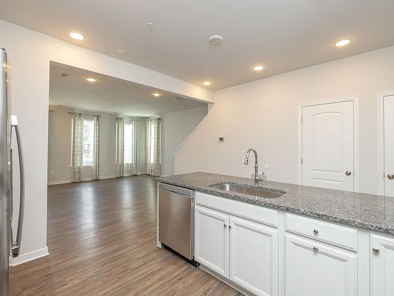 5920 Whitehurst Ln #A — Photo 11