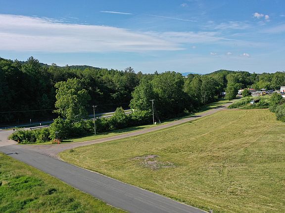 4th image of Boundary Line Ln