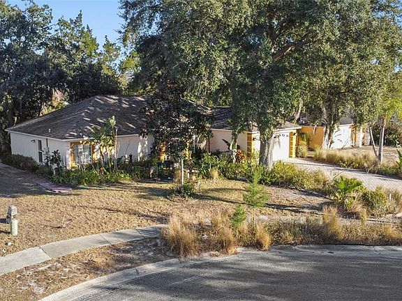 2nd image of 6041 Canopy Oaks Ct