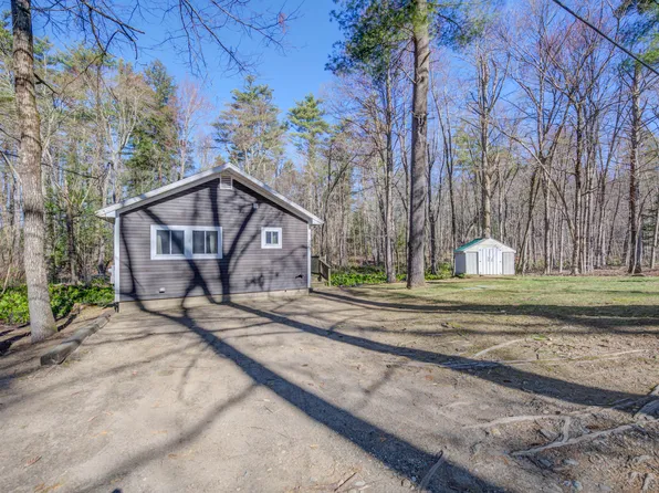 37 Sunny Lane, Sanford, ME 04073