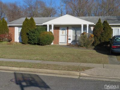 71 Forest Park Ter, Monroe Township, NJ, 08831