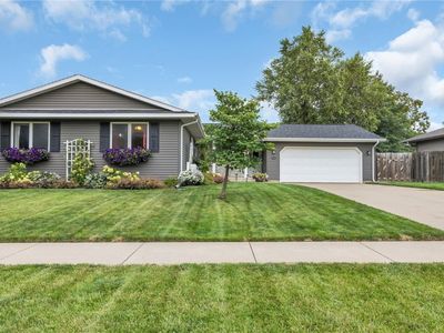 3220 24th Ave, Marion, IA, 52302