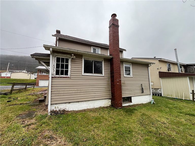 Listing photo 4