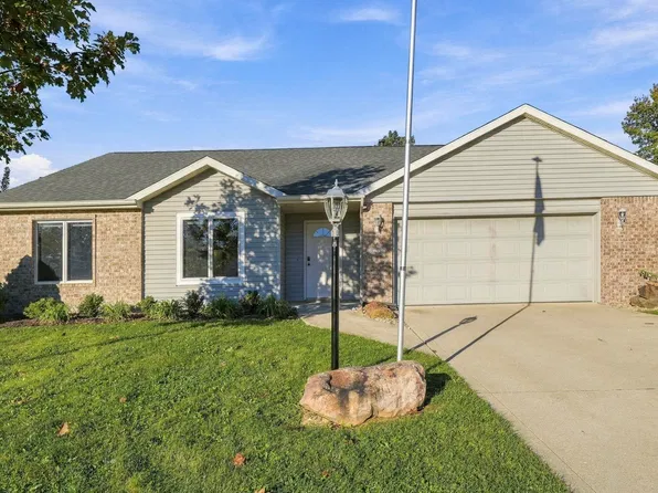672 Puttman Pl, Roanoke, IN 46783