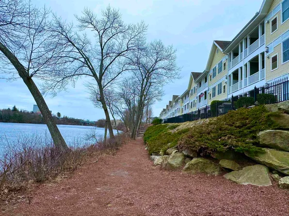 55 River Front Drive #323, Manchester, NH 03102