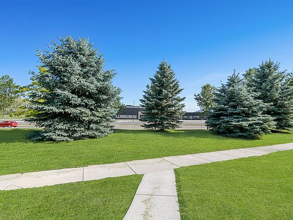 3rd image of 5293 Avalon Ln