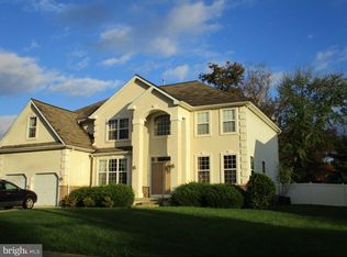 6 Enclave Ct, Marlton, NJ 08053