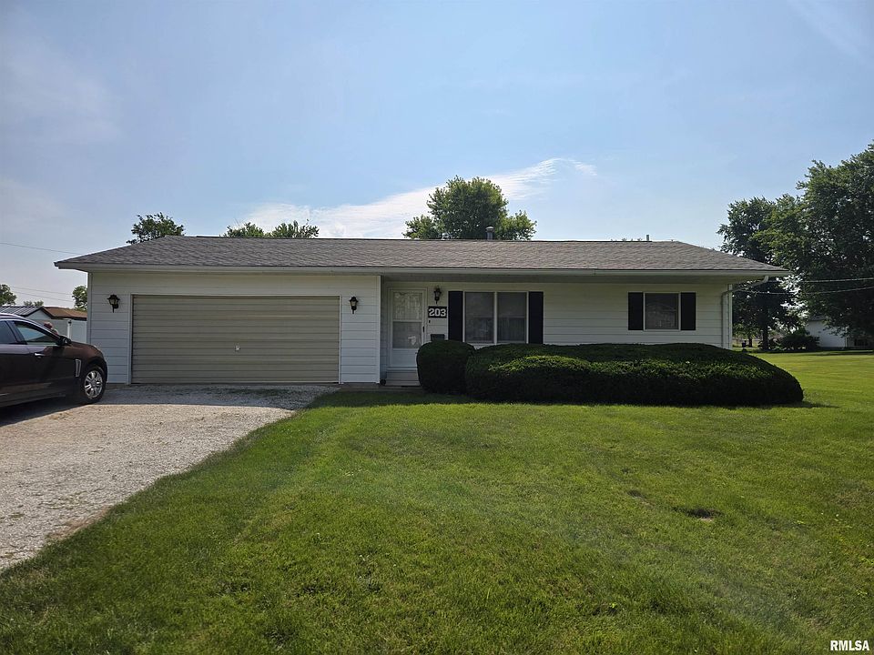 1st image of 203 Orchard Dr