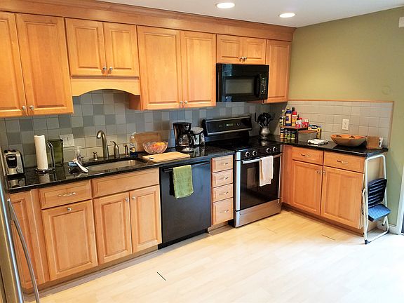 2nd image of 531 Old Stonebrook #531