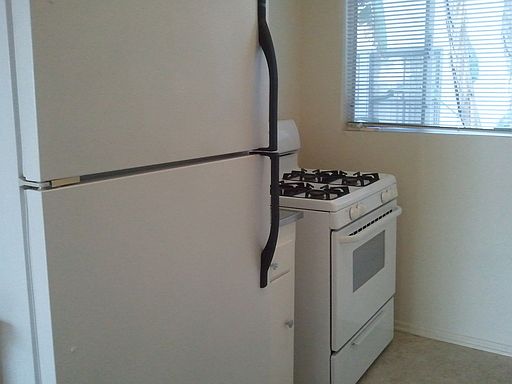 2nd image of 11965 Montana Ave APT 7