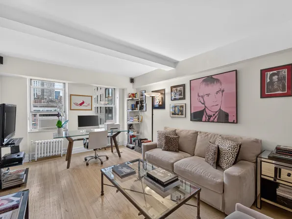 434 East 52nd Street image 1 of 20
