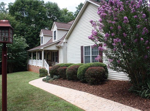 2nd image of 66 Red Hill Dr