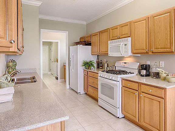 2nd image of 10685 SW Stony Creek Way #75r84d1cu