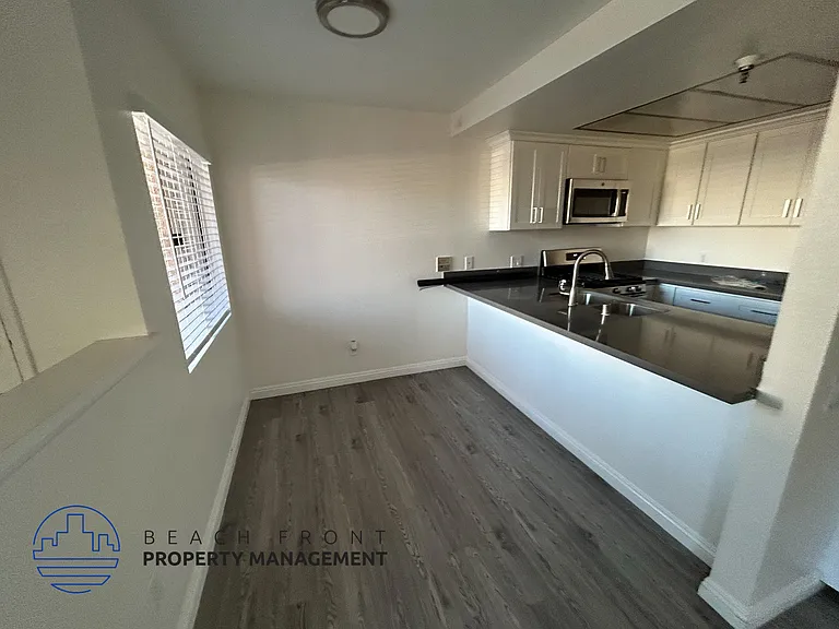 12617 Eucalyptus Ave — Photo 7