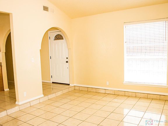 2nd image of 128 Masquerade Ln