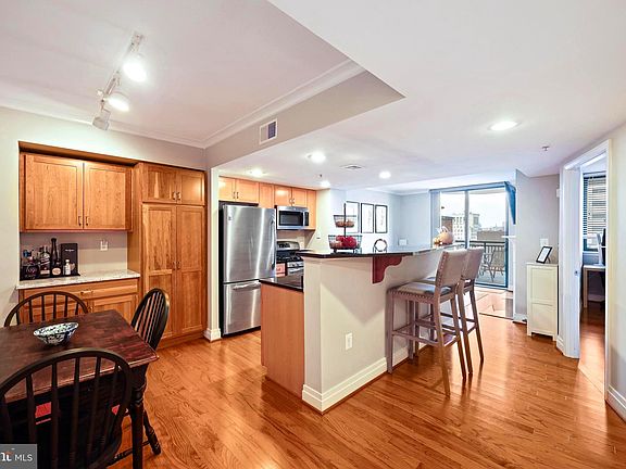 3rd image of 414 Water St Unit 1108