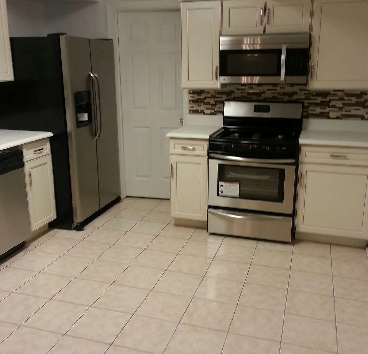 4 bed, 1787 sqft, $3,600 — Photo 4