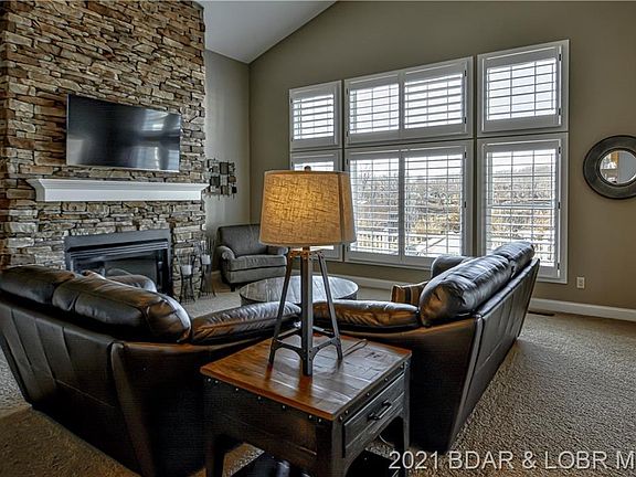 4th image of 211 Porto Cima Dr