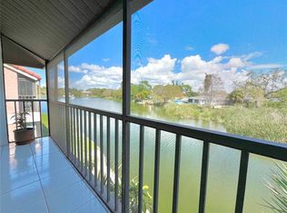3013 Clark Rd APT 11, Sarasota, FL 34231