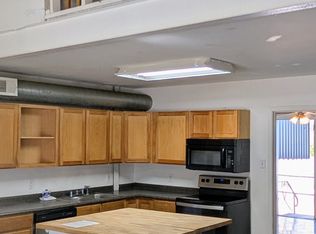 805 E Avenue C, Valley Mills, TX 76689